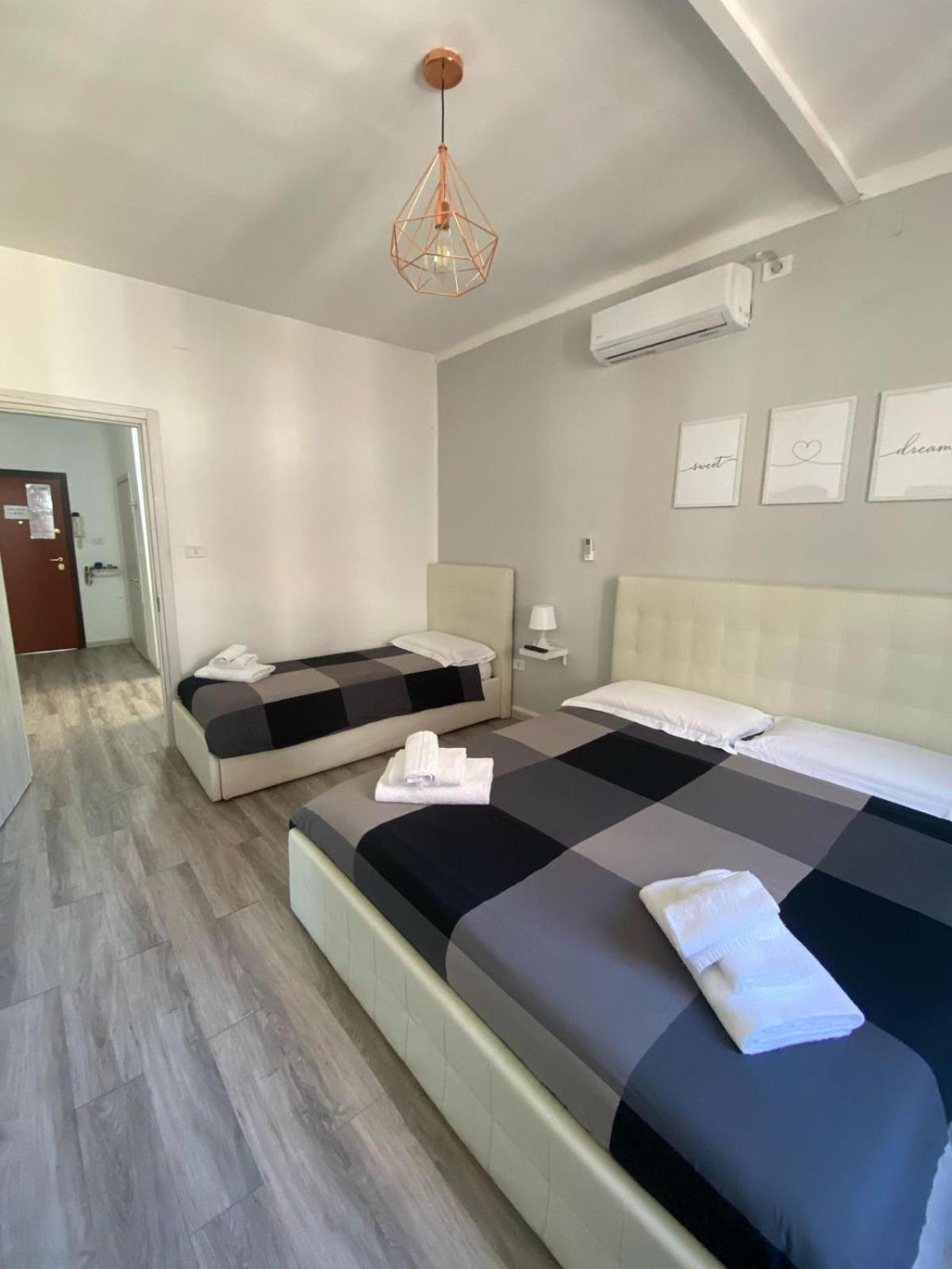 Apartamento Newhouse 336 Bari Exterior foto